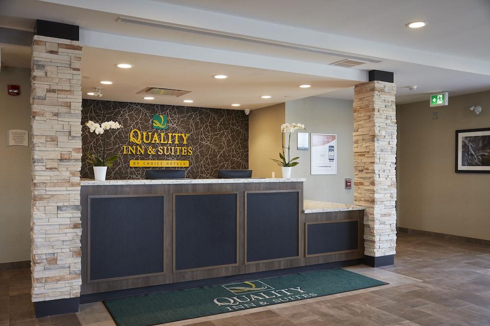 Quality Inn & Suites Kingston Exterior foto