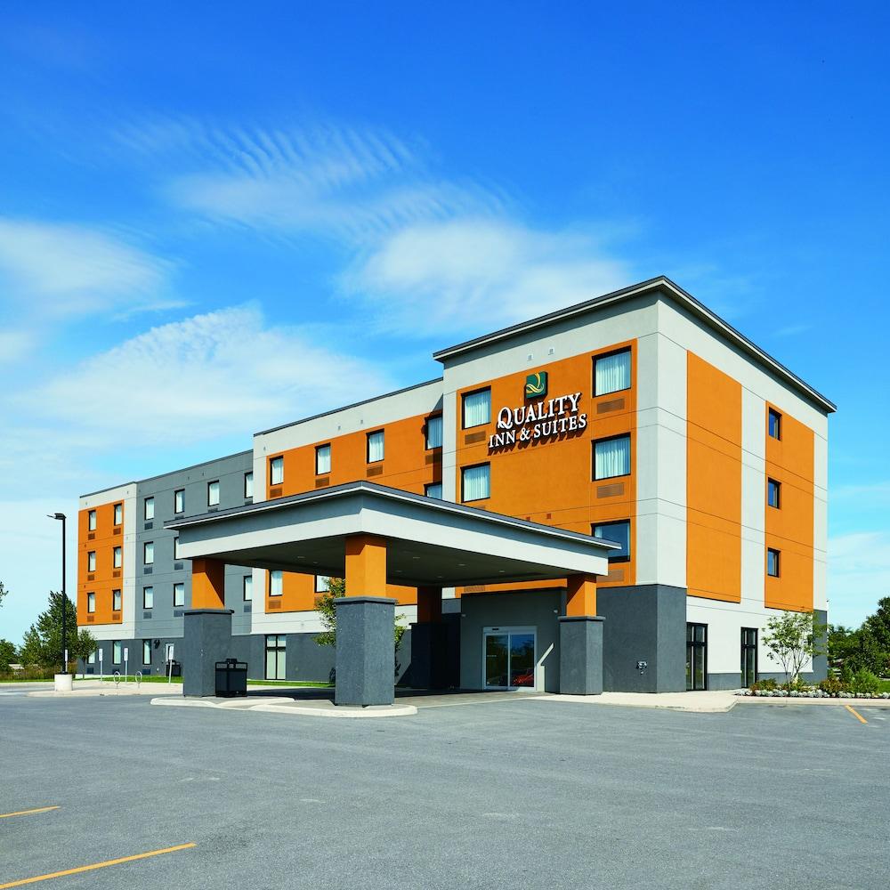 Quality Inn & Suites Kingston Exterior foto