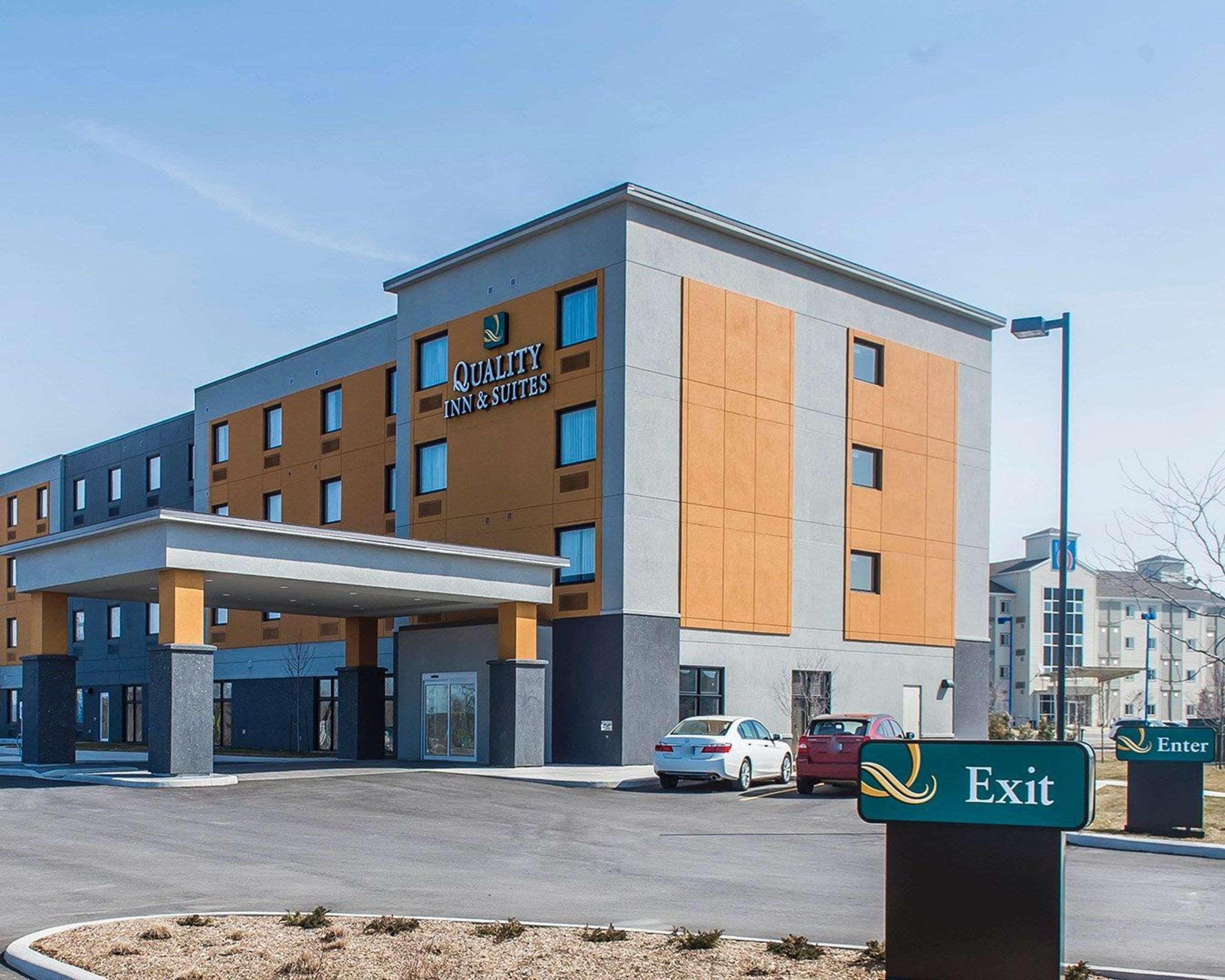 Quality Inn & Suites Kingston Exterior foto